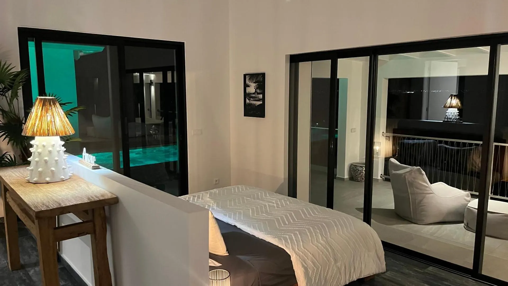 Villa Prestigieuse Avec Vue Spectaculaire Sur L Anse Marcel