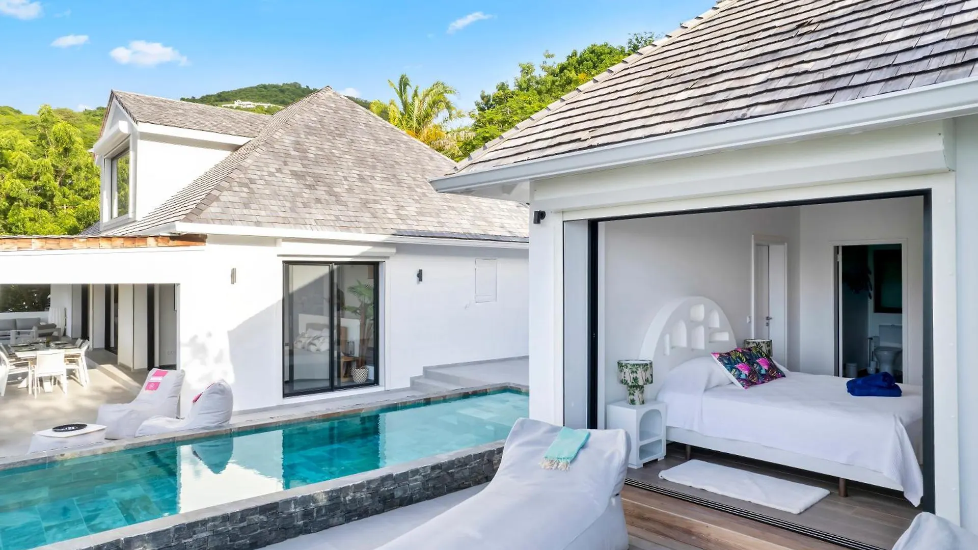 Villa Prestigieuse Avec Vue Spectaculaire Sur L Anse Marcel Sint Maarten