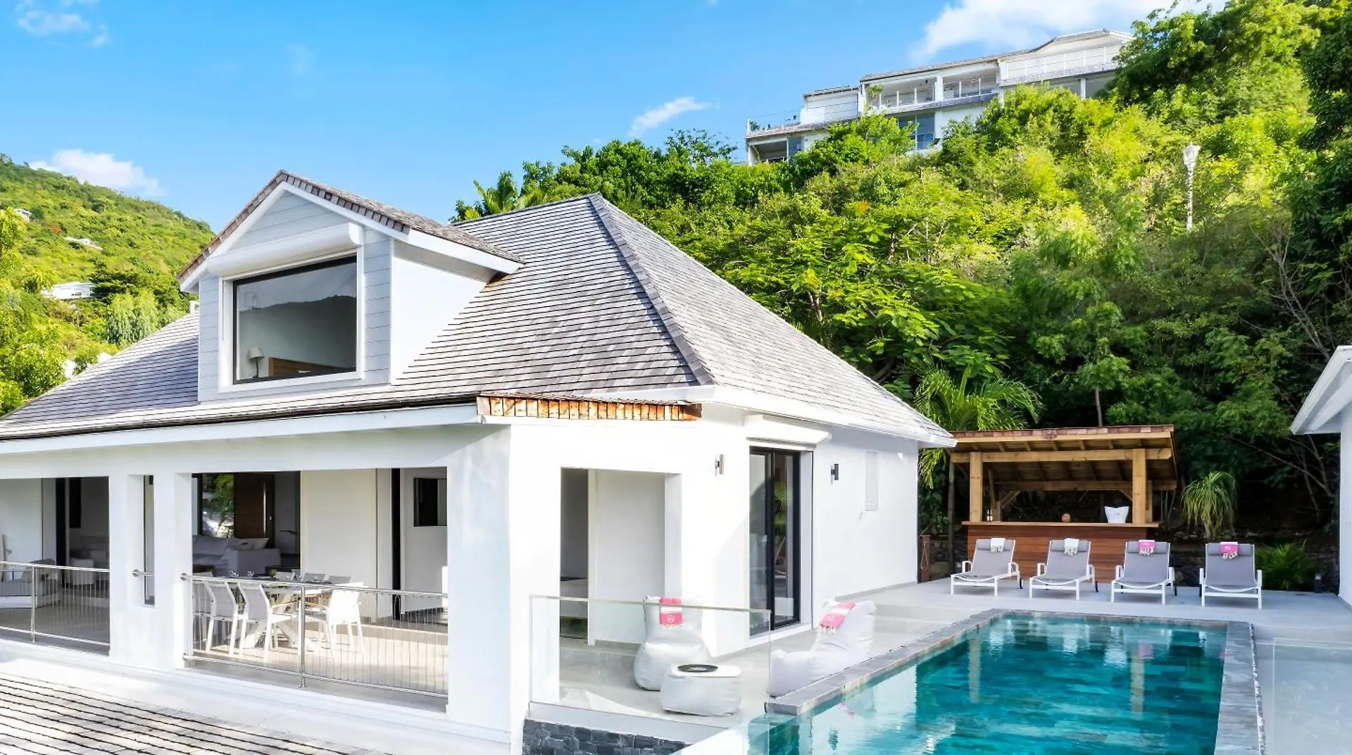 Villa Prestigieuse Avec Vue Spectaculaire Sur L Anse Marcel