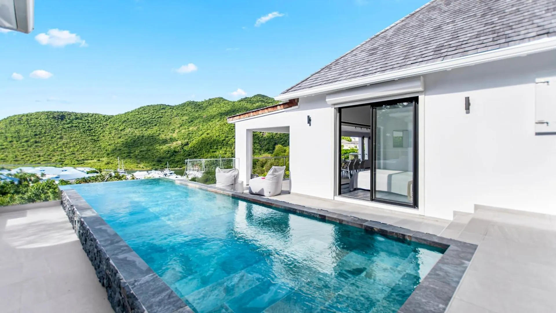 Villa Prestigieuse Avec Vue Spectaculaire Sur L Anse Marcel location