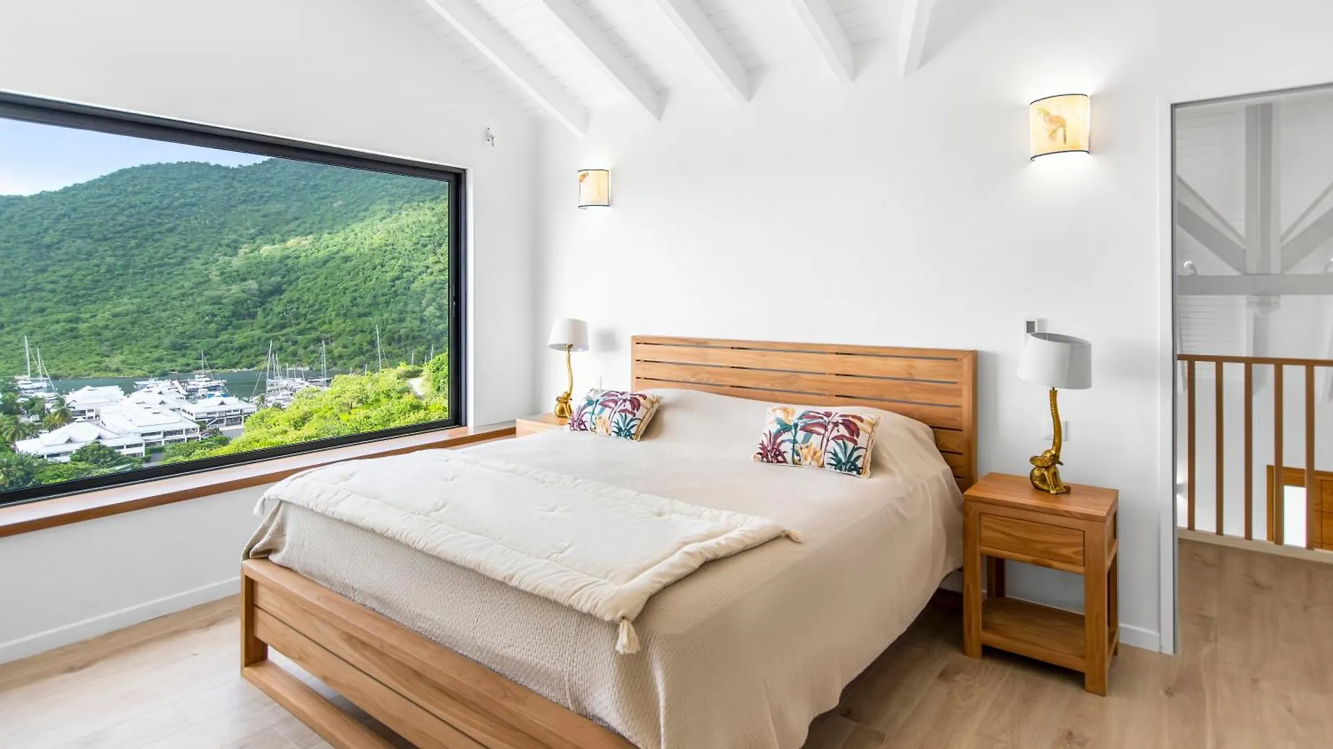 Villa Prestigieuse Avec Vue Spectaculaire Sur L Anse Marcel
